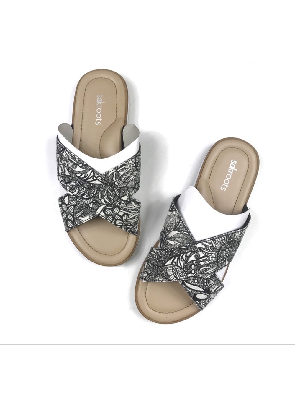 Sakroots Black White Floral Slip On Sandals